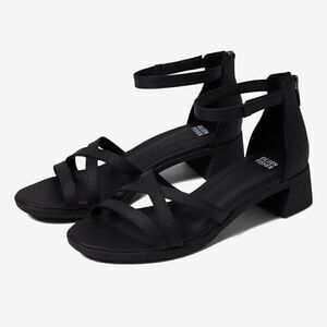 Eileen Fisher Noni Sandals with Ankle Strap in Black, 7.5 NWOB
